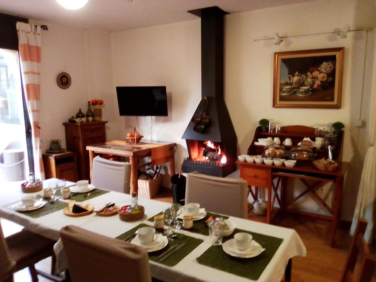 Ca La Gloria Bed and Breakfast Vilabertrán Buitenkant foto